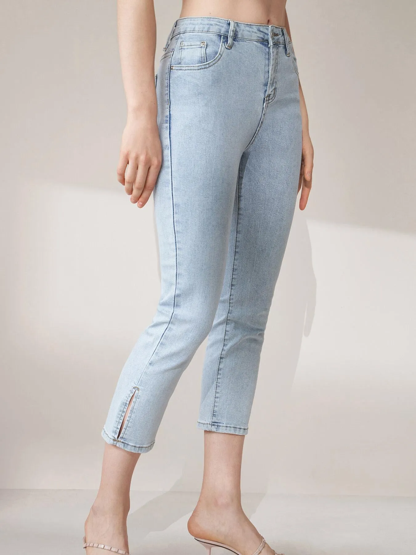 Button Split Hem Skinny Cropped Jeans