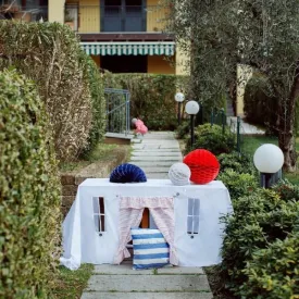 Kids party table cover - Playhouse - "Beach House"