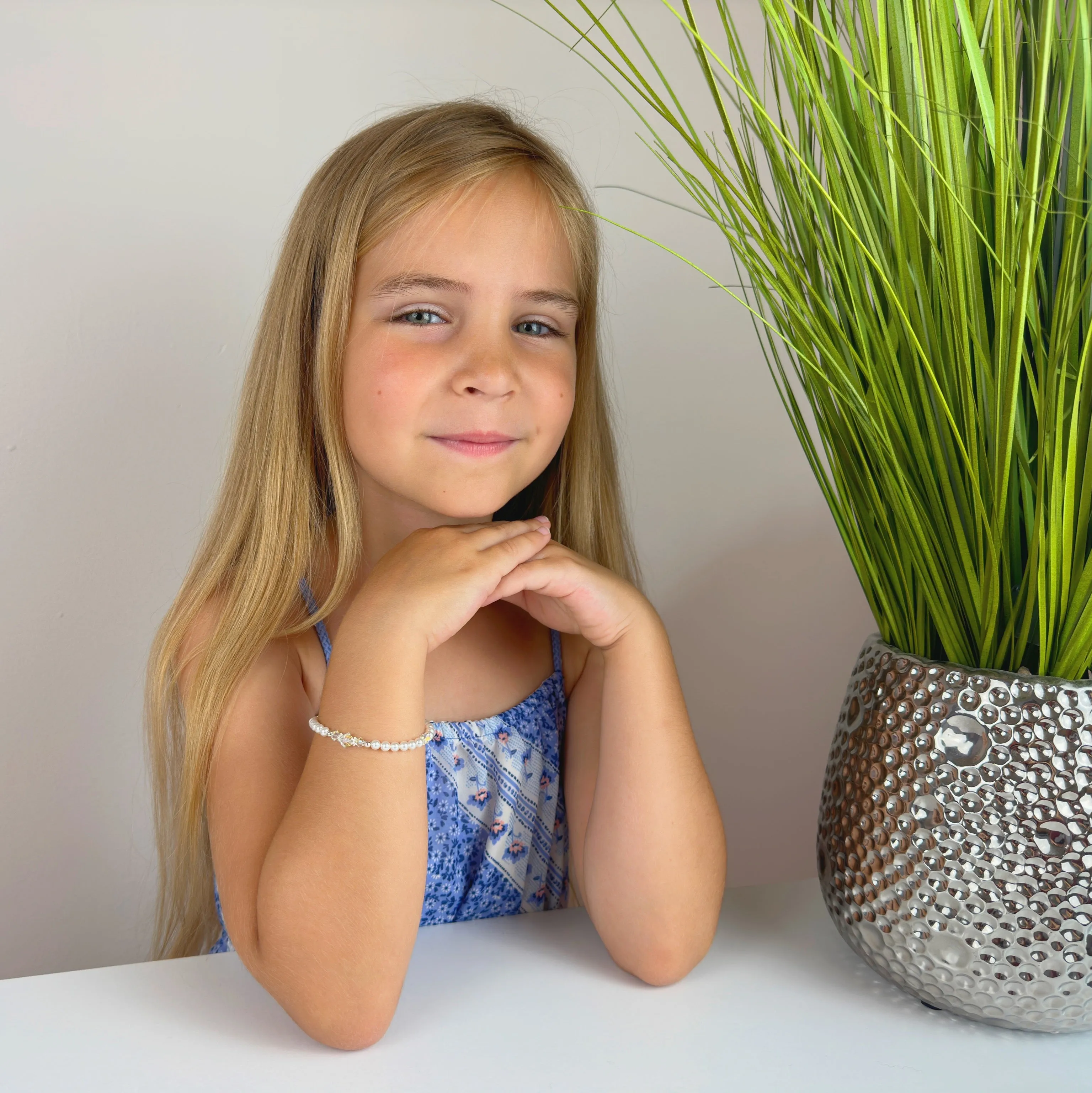 Little Girl Toddler Bracelet with Clear Crystals & white Pearls