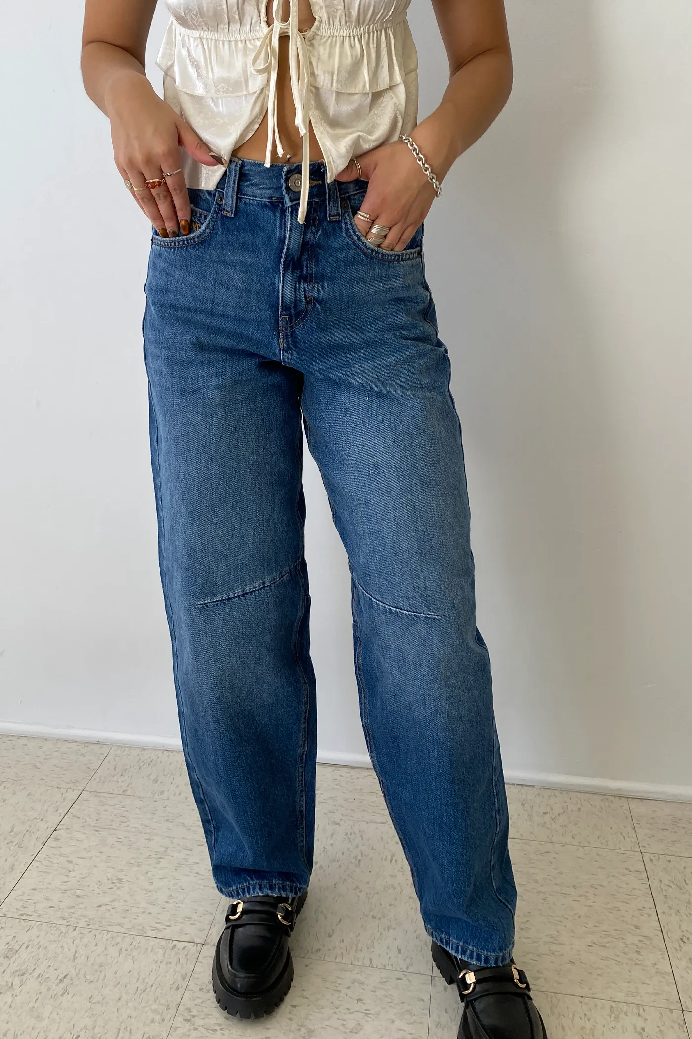 Logan Dallas Cinch Back Boyfriend Jeans by BDG