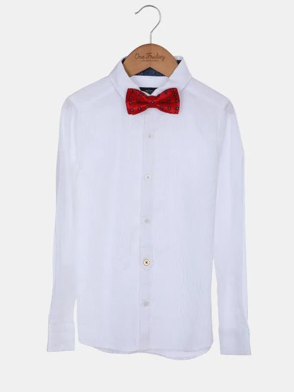 One Friday Off White Shirt With Red Bow